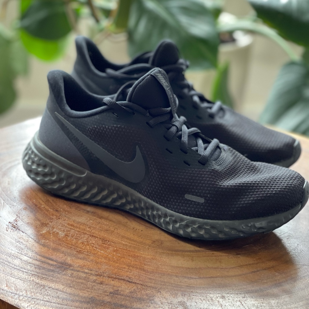 Nike Revolution Mens Running Shoes 8